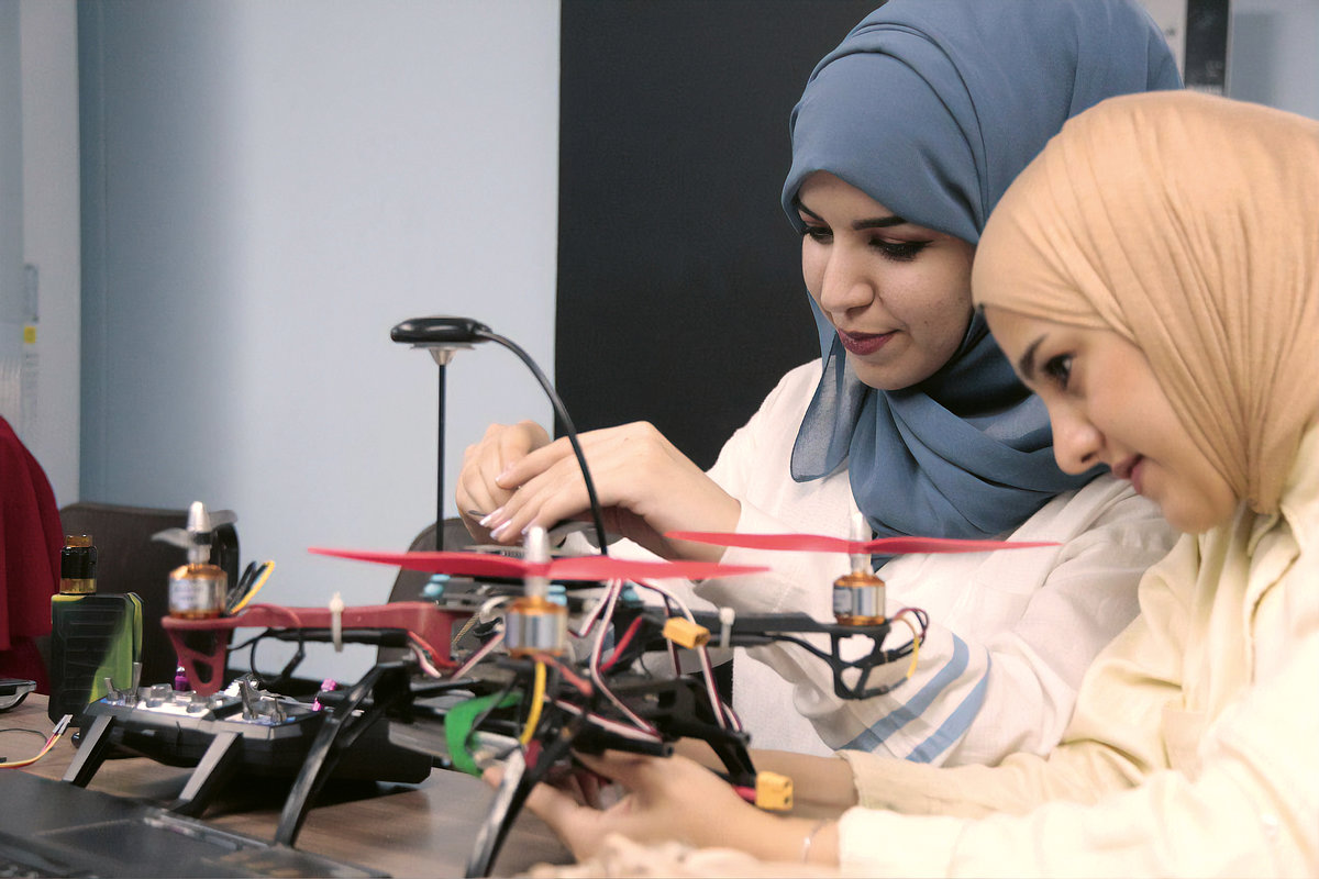 Foto: GIZ: Unsere Arbeit weltweit, Projekt Irak, Digitale Jobperspektiven im Irak