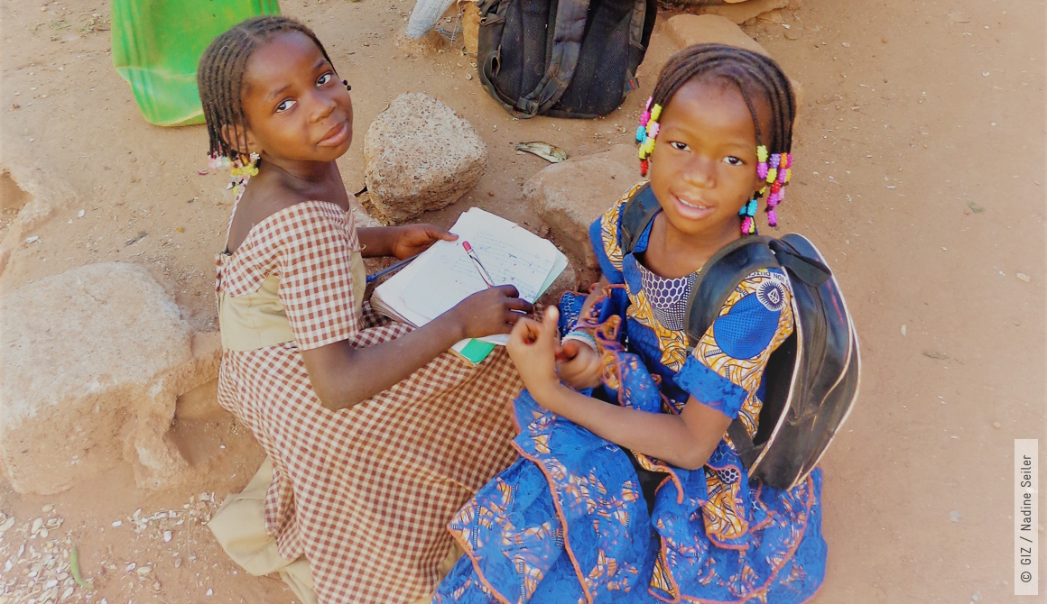 content_4.03.05 Bekenntnis zu den Menschenrechten